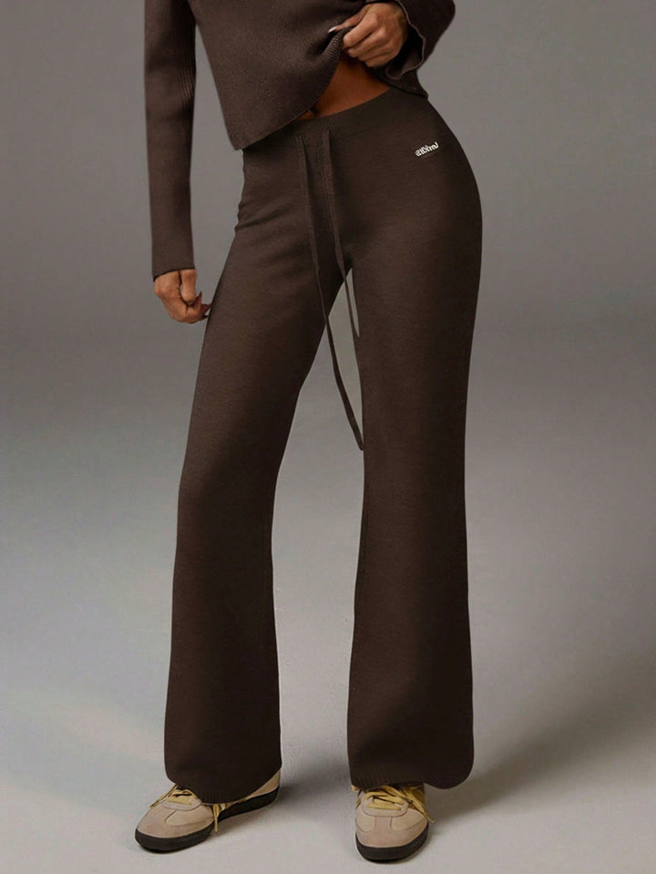 Pantaloni SHEIN, maro