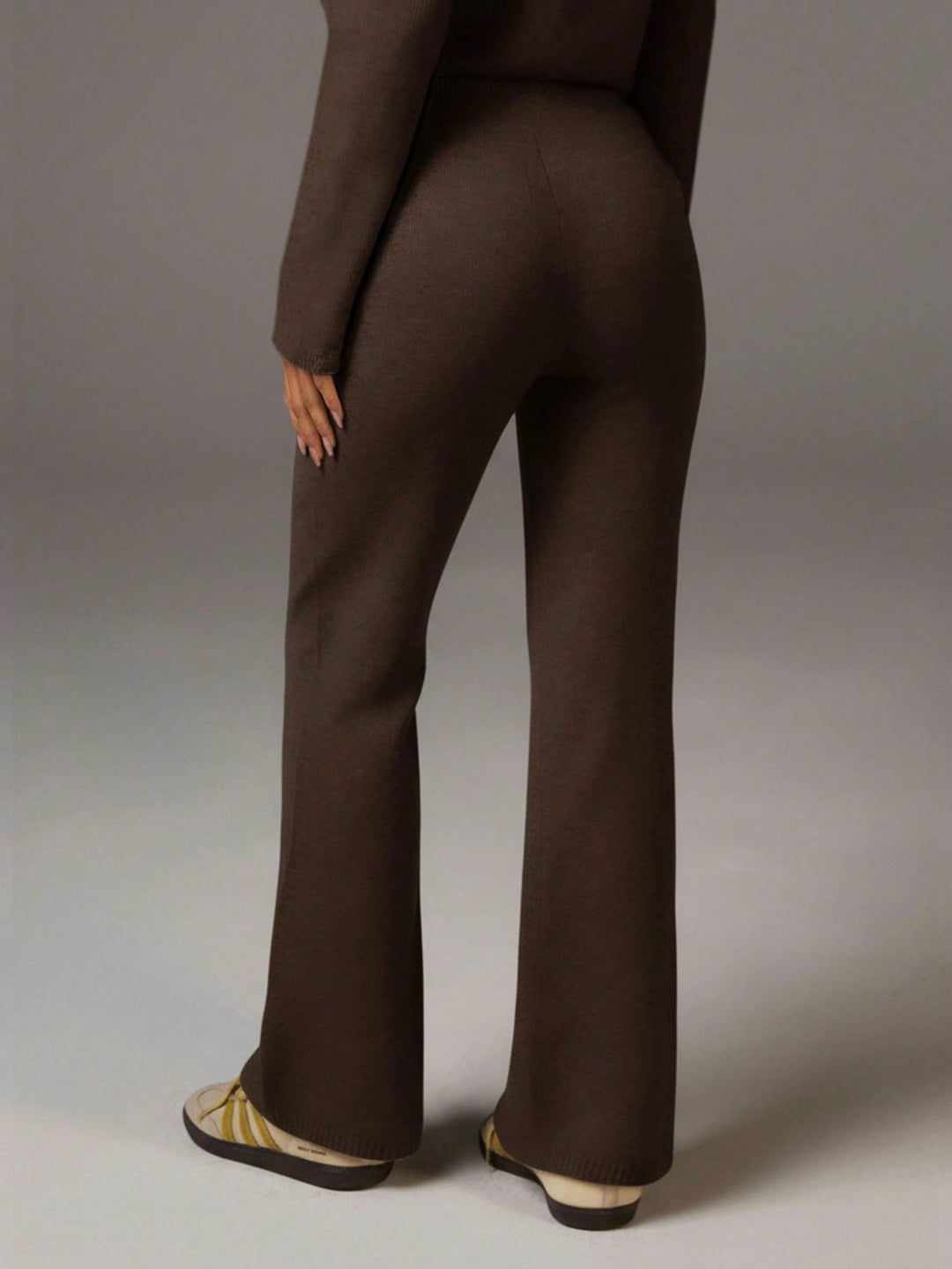 Pantaloni SHEIN, maro