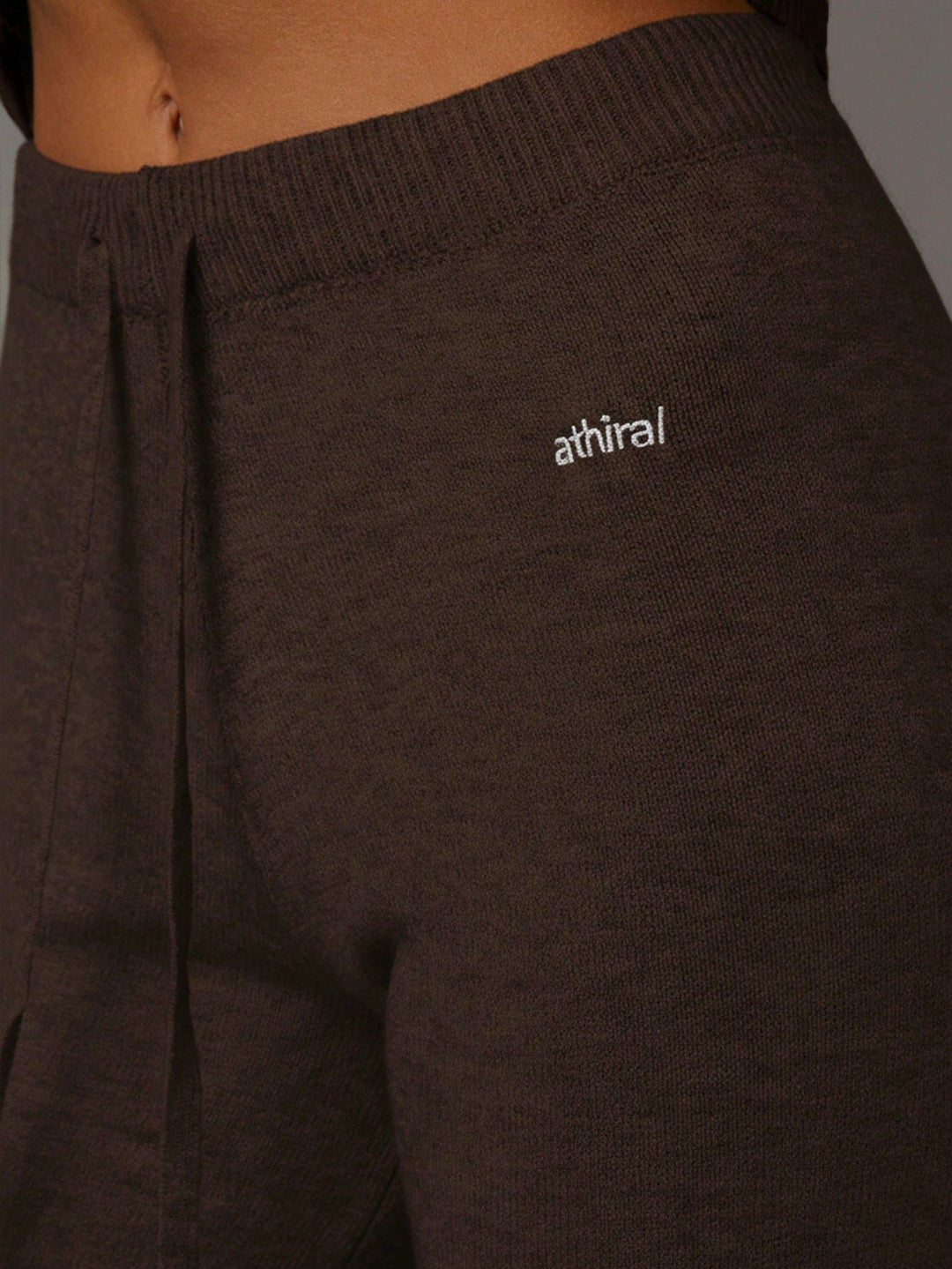 Pantaloni SHEIN, maro