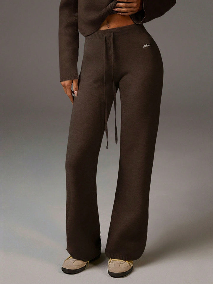 Pantaloni SHEIN, maro