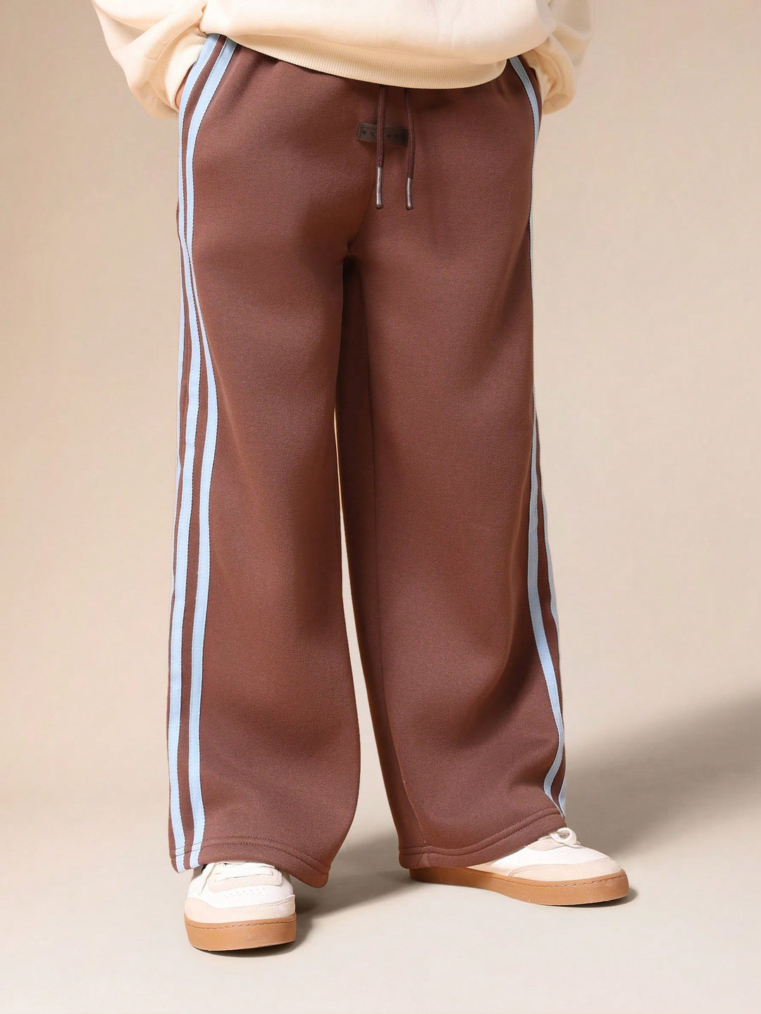 Pantaloni SHEIN, maro