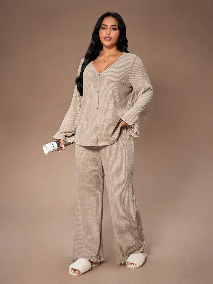 Set pijamale SHEIN, bej