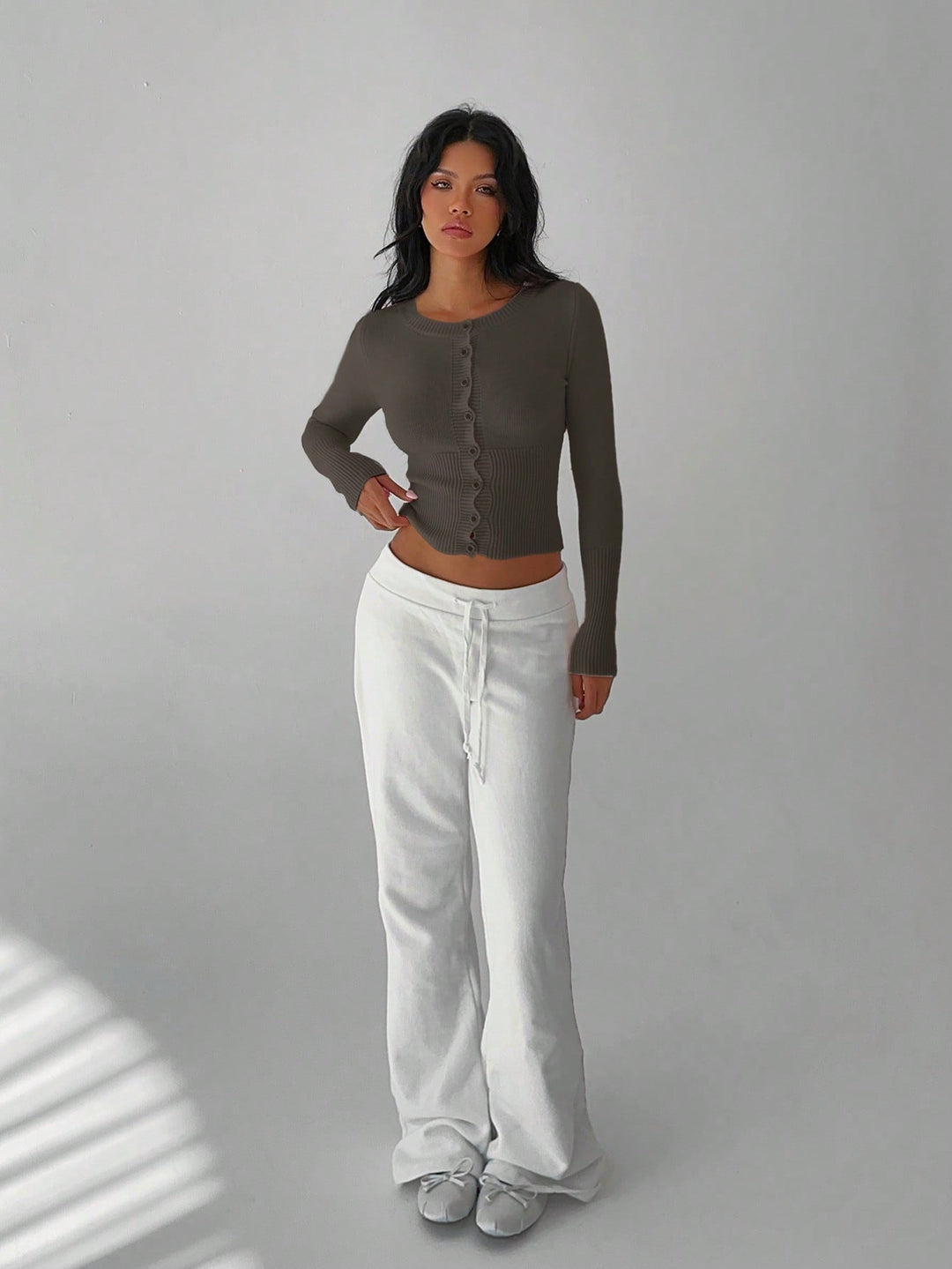 Cardigan SHEIN, maro