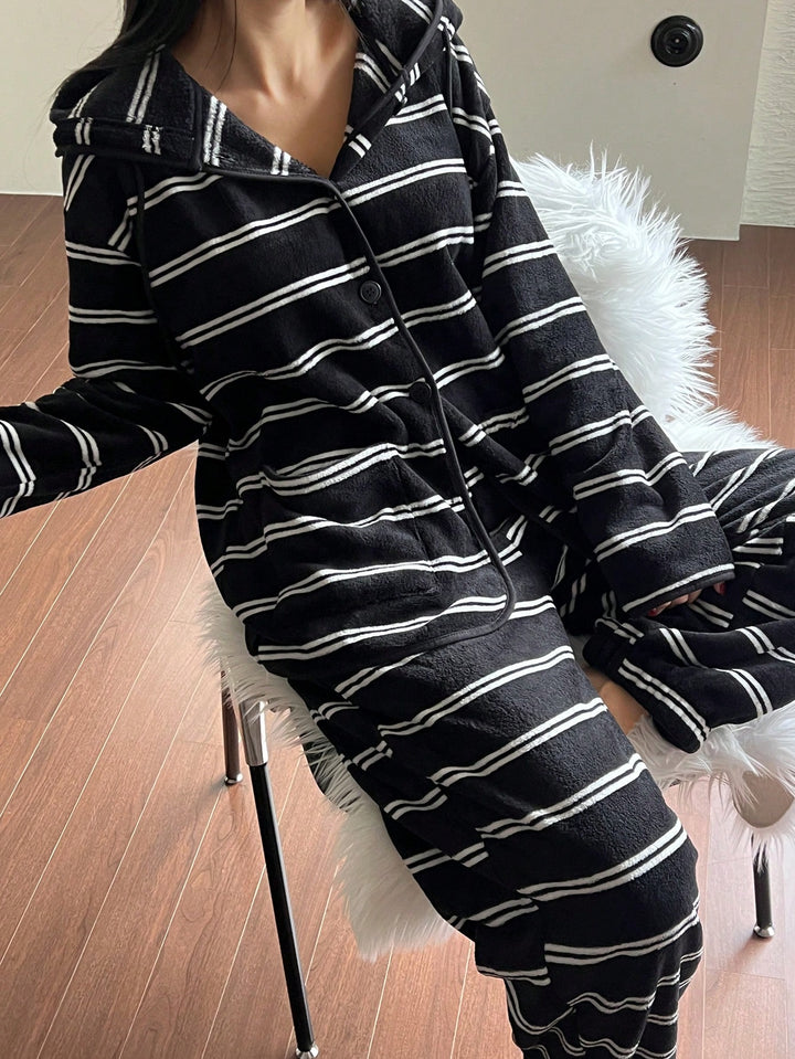 Pijama set SHEIN, fekete