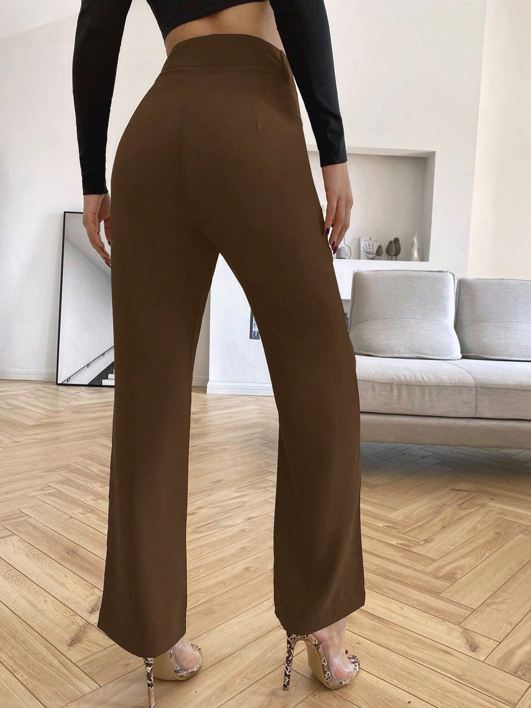 Pantalon SHEIN, maro