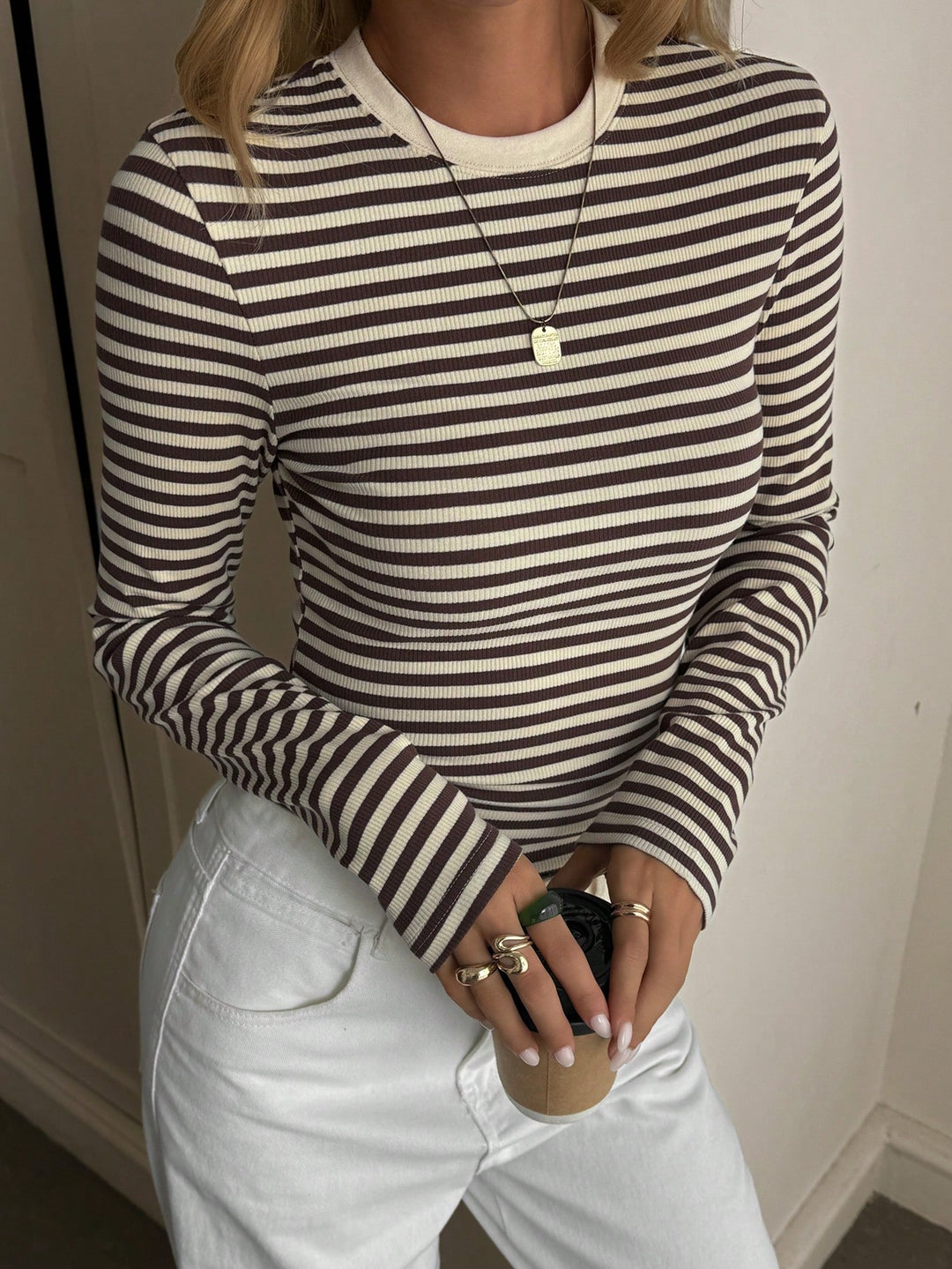 Tricou SHEIN, maro