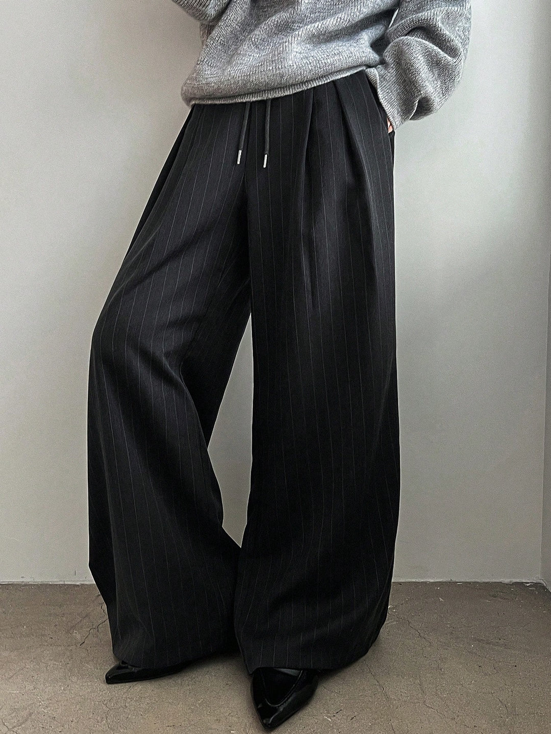 Pantaloni SHEIN, gri