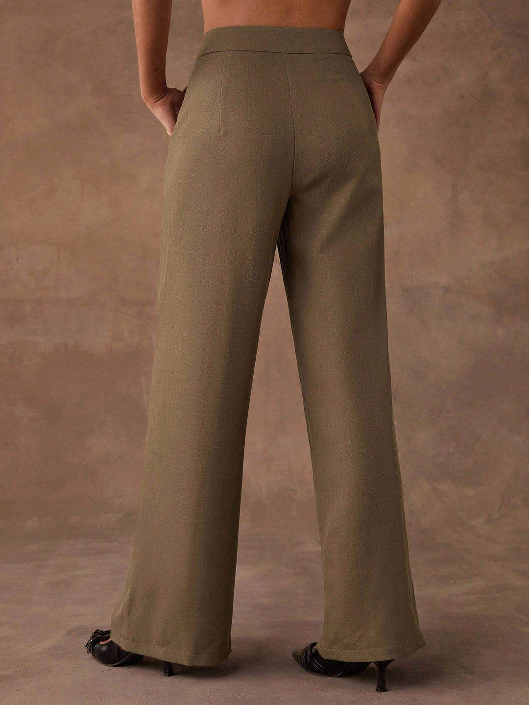 Pantaloni SHEIN, kaki
