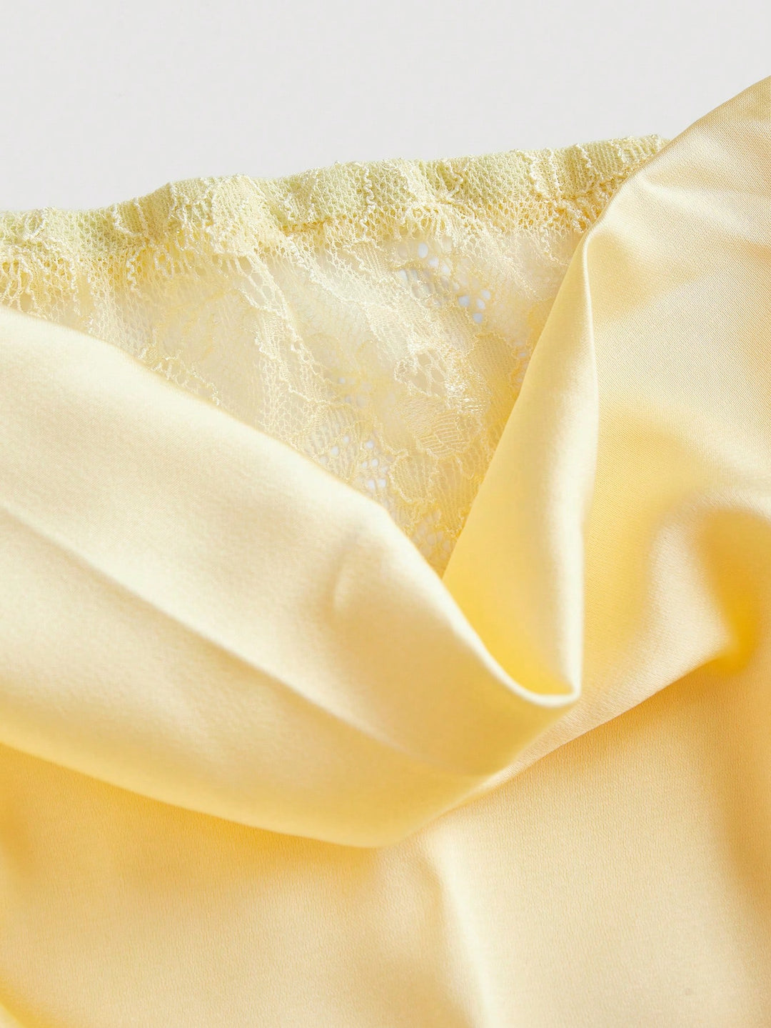 Top SHEIN, galben