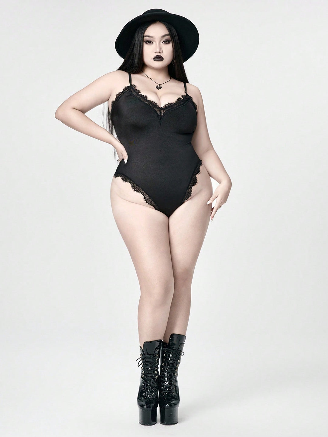 Body Shein, Fekete