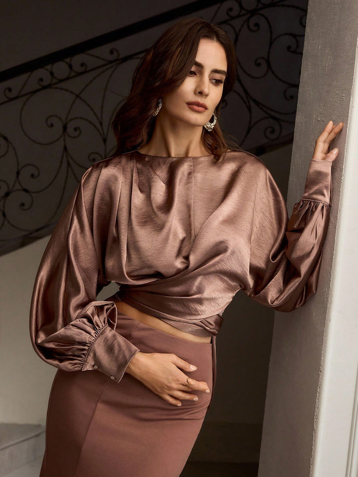 Top cropat elegant SHEIN, roz