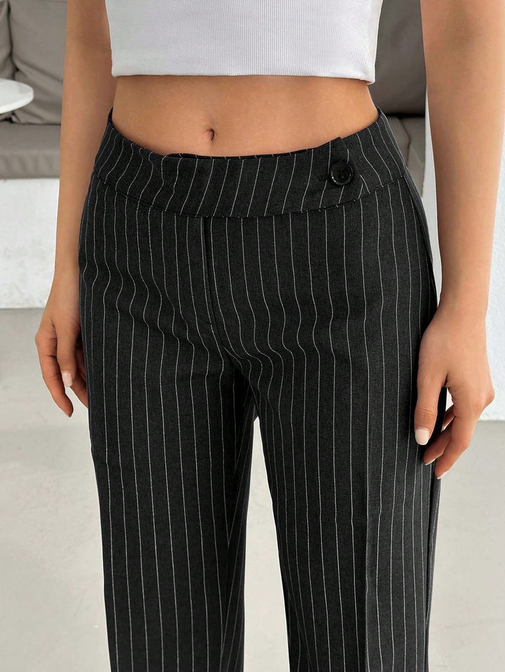 Pantaloni SHEIN