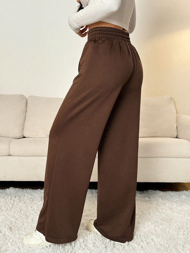 Pantaloni SHEIN, maro