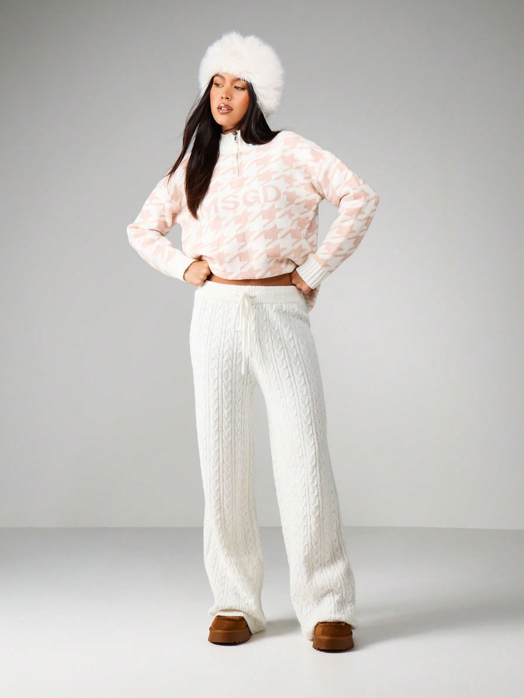 Pantaloni SHEIN, alb