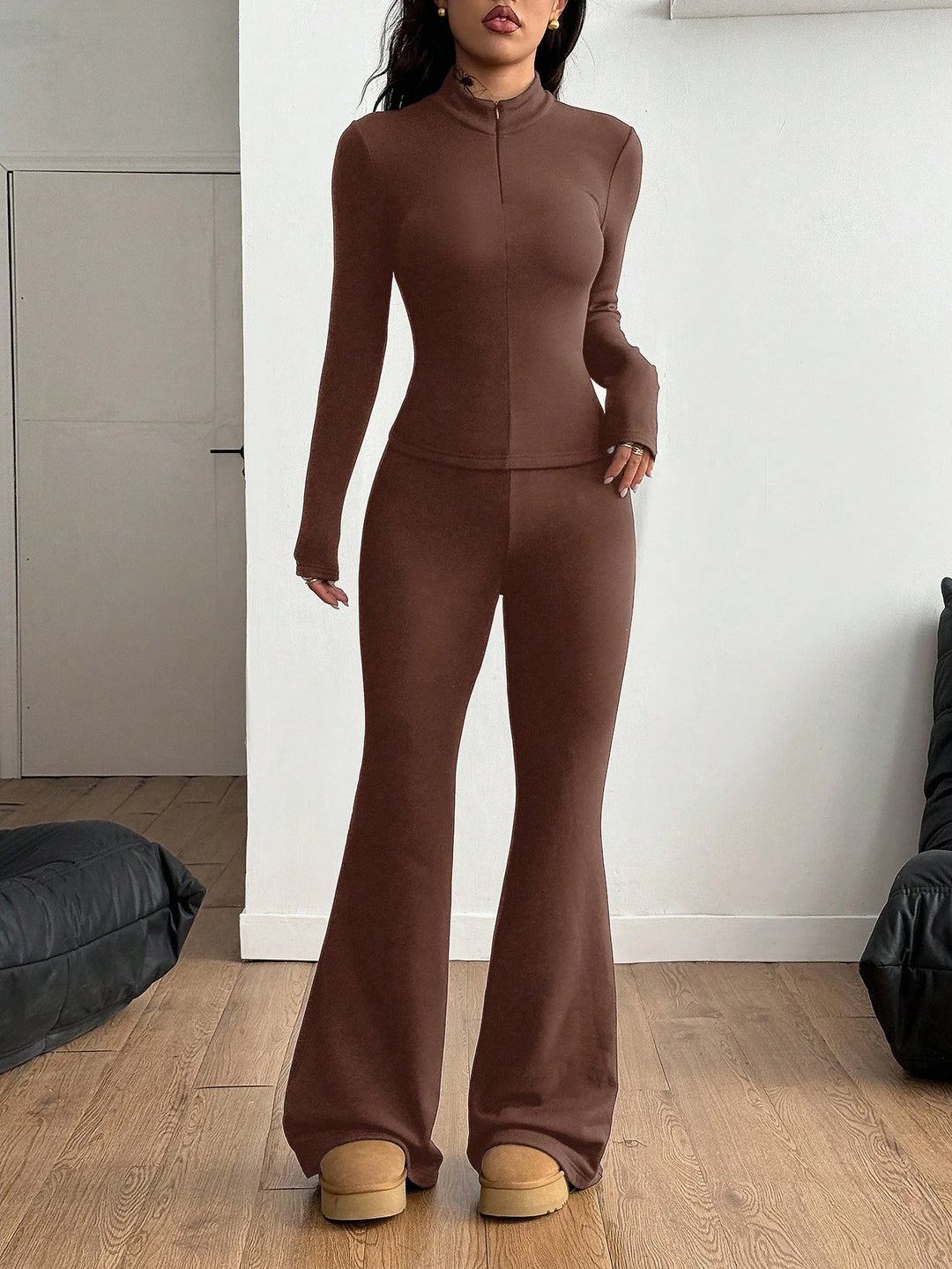 Pantaloni SHEIN, maro
