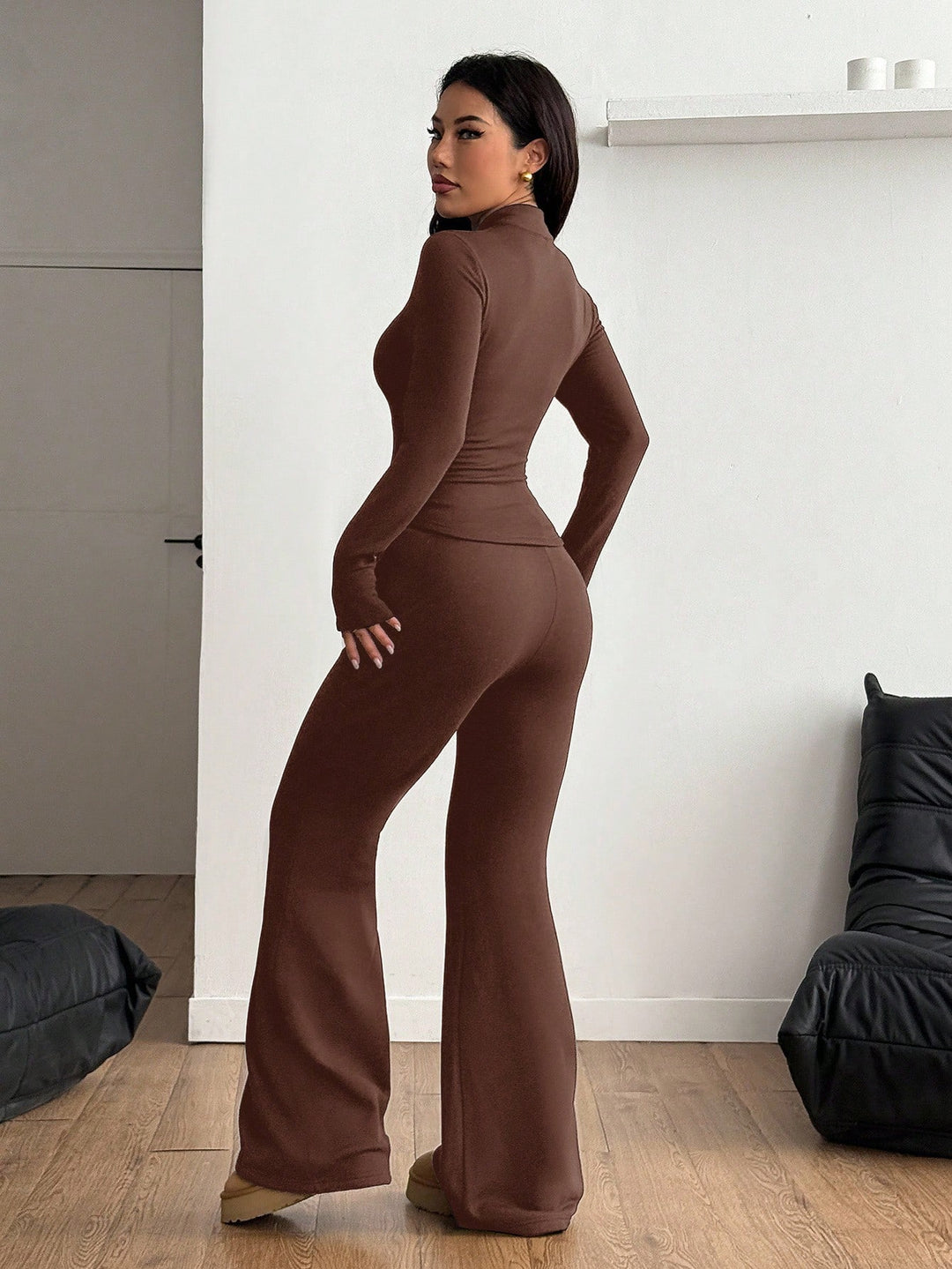 Pantaloni SHEIN, maro