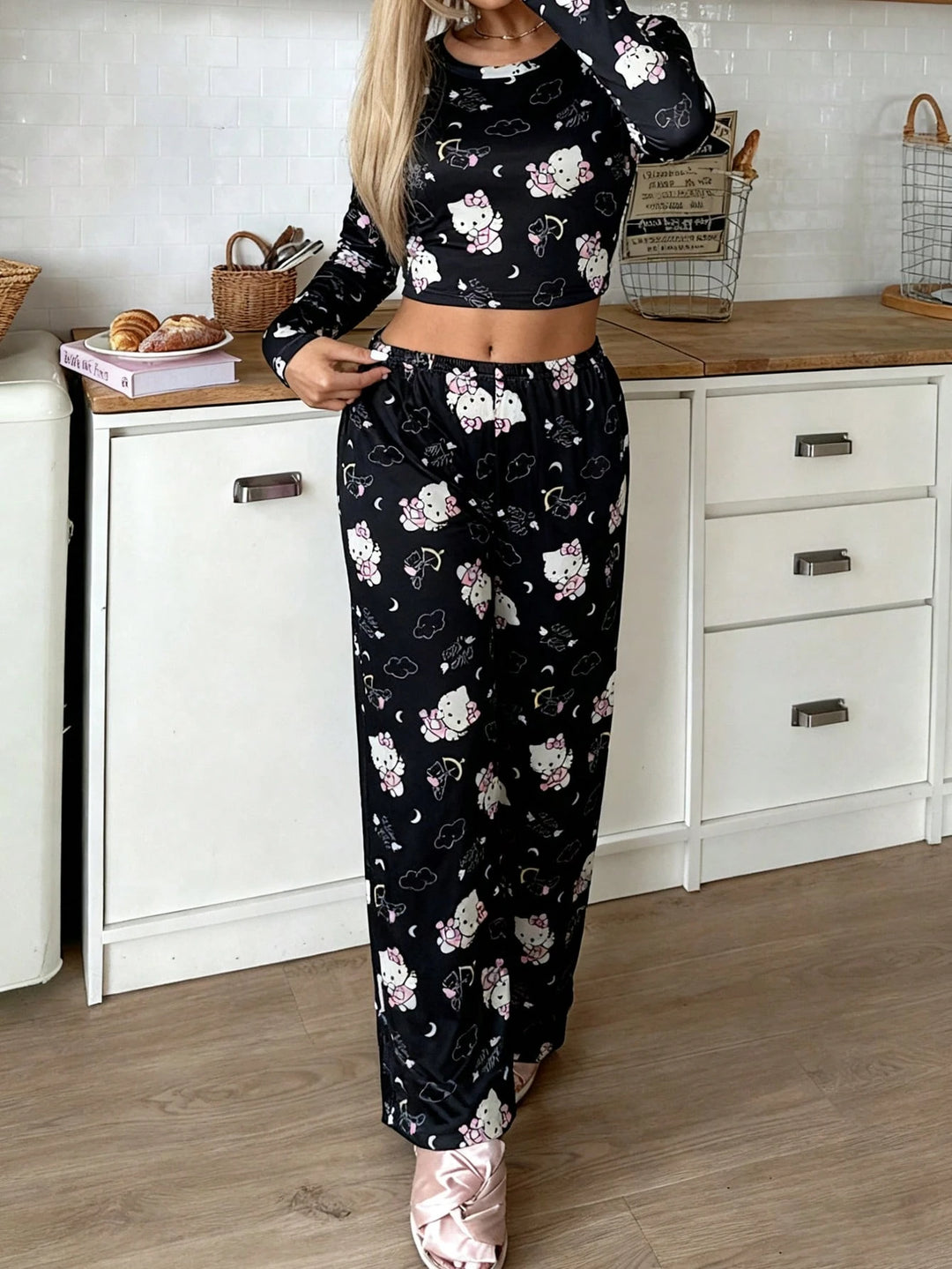 Compleu pijamale SHEIN, mix culori