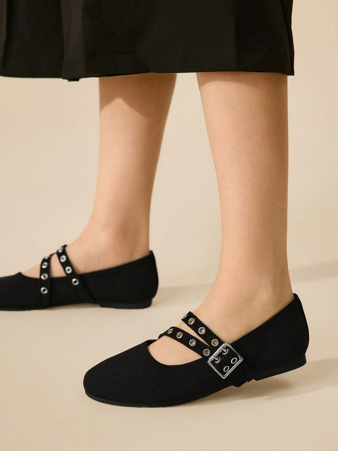Balerini Shein, Negru
