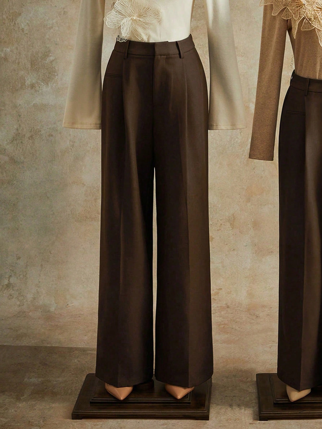 Pantalon SHEIN, maro