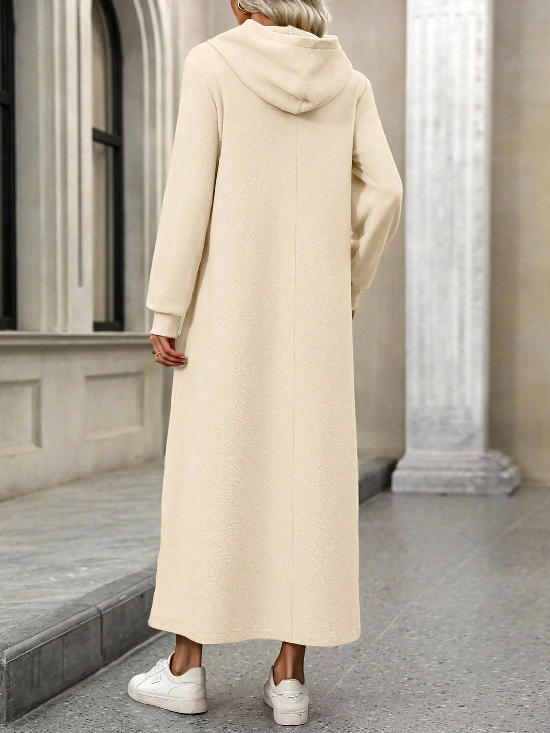 Rochie tip hanorac Shein, crem