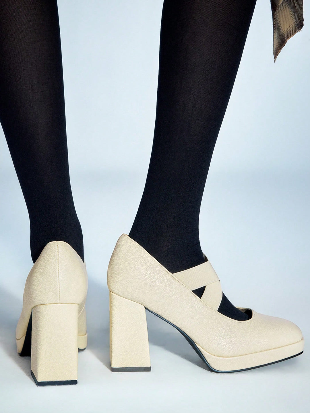Pantofi cu toc SHEIN, bej