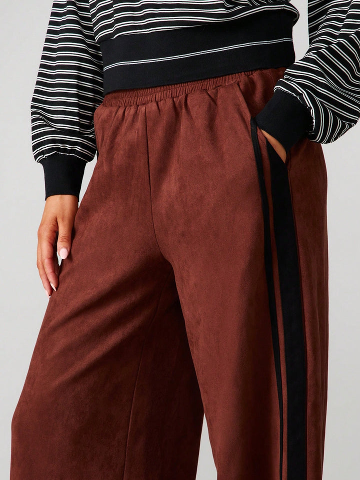 Pantaloni SHEIN, maro
