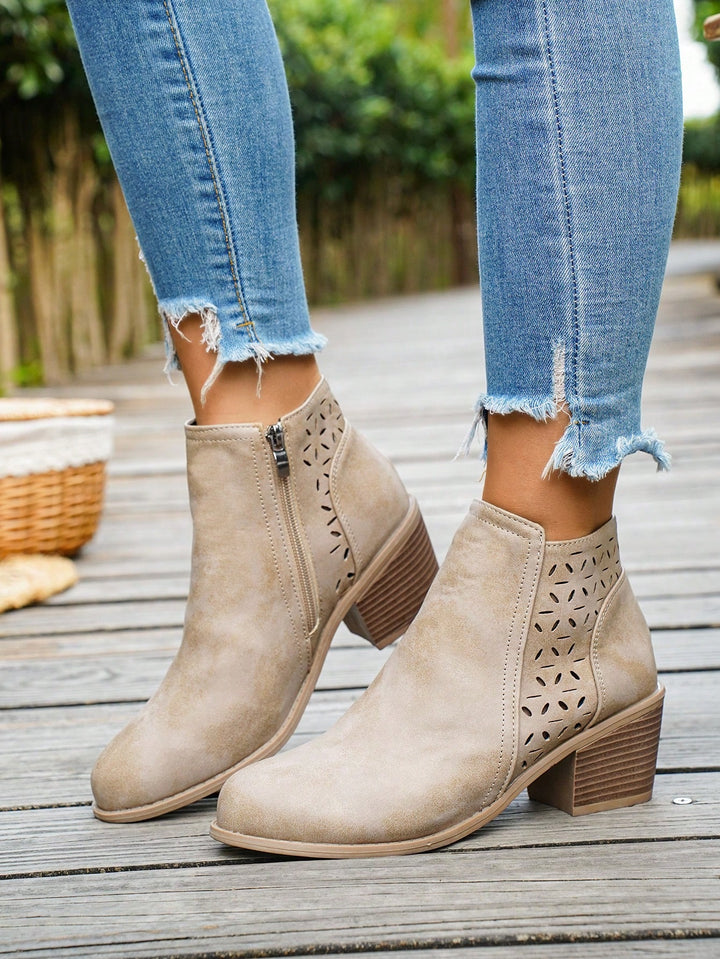 Botine cu toc SHEIN, bej
