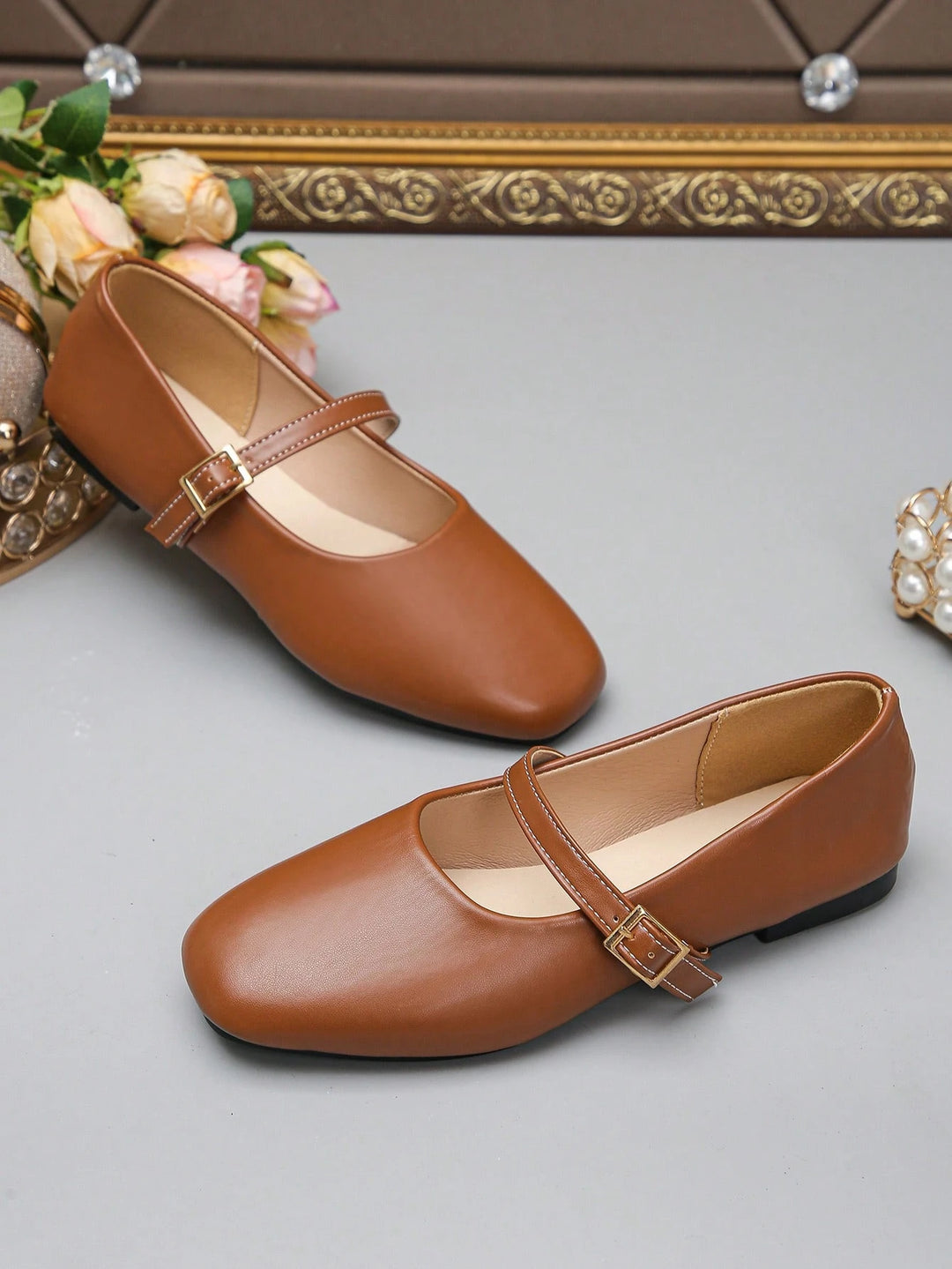 Pantofi SHEIN, maro