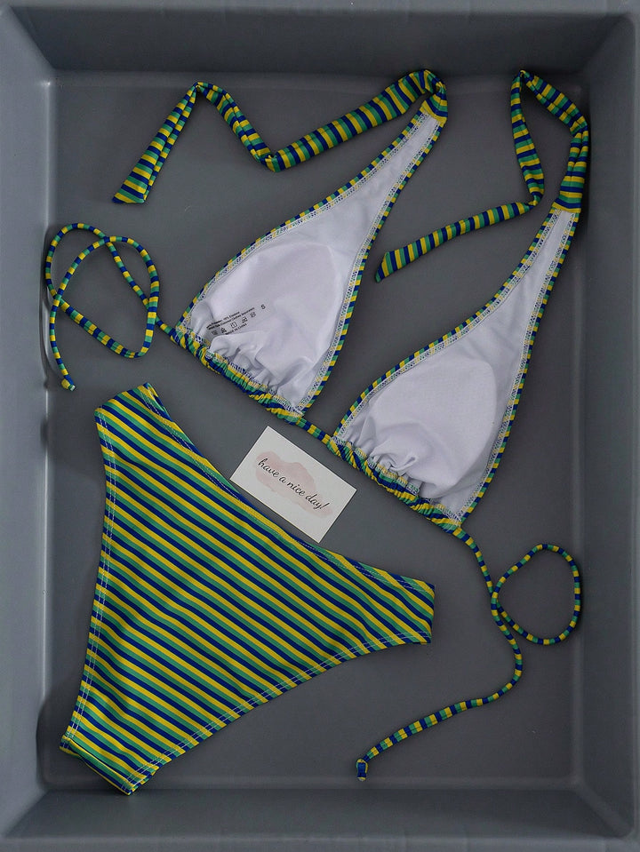 Set bikini SHEIN, mix culori