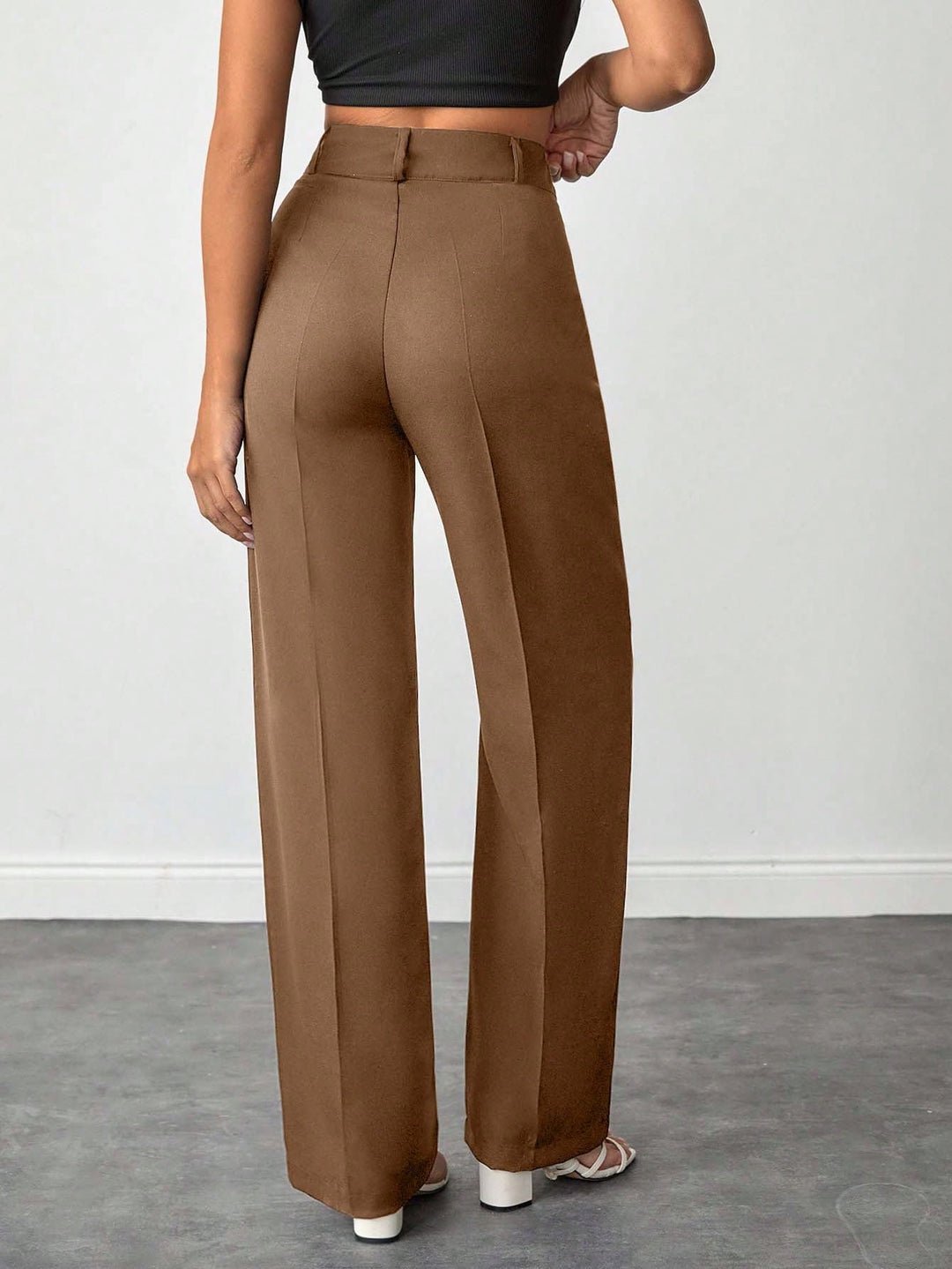 Pantaloni SHEIN, maro