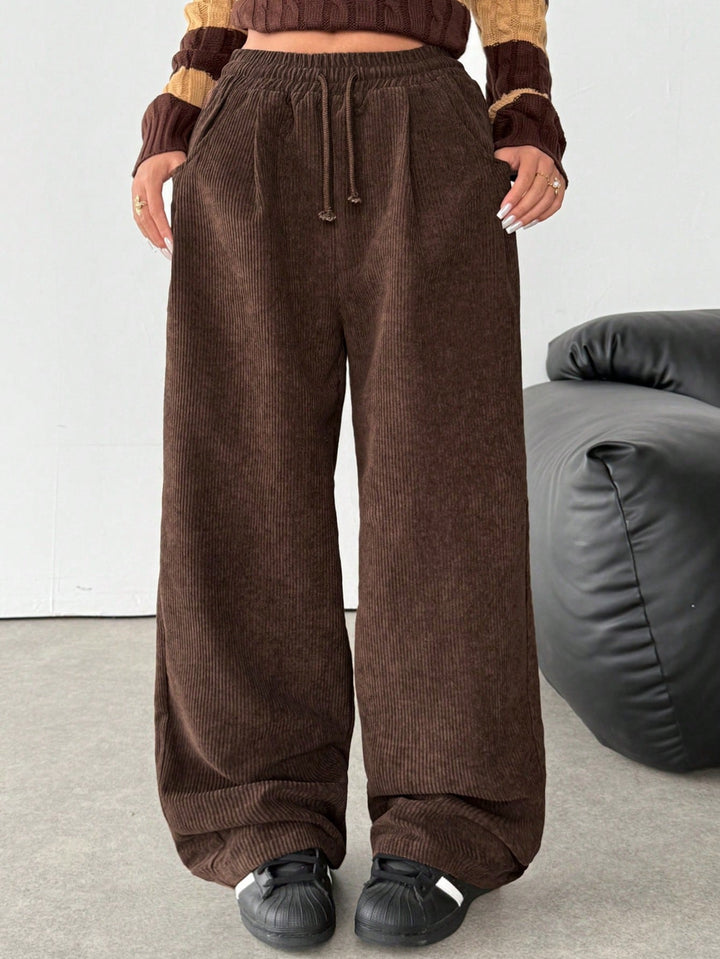 Pantaloni SHEIN, maro