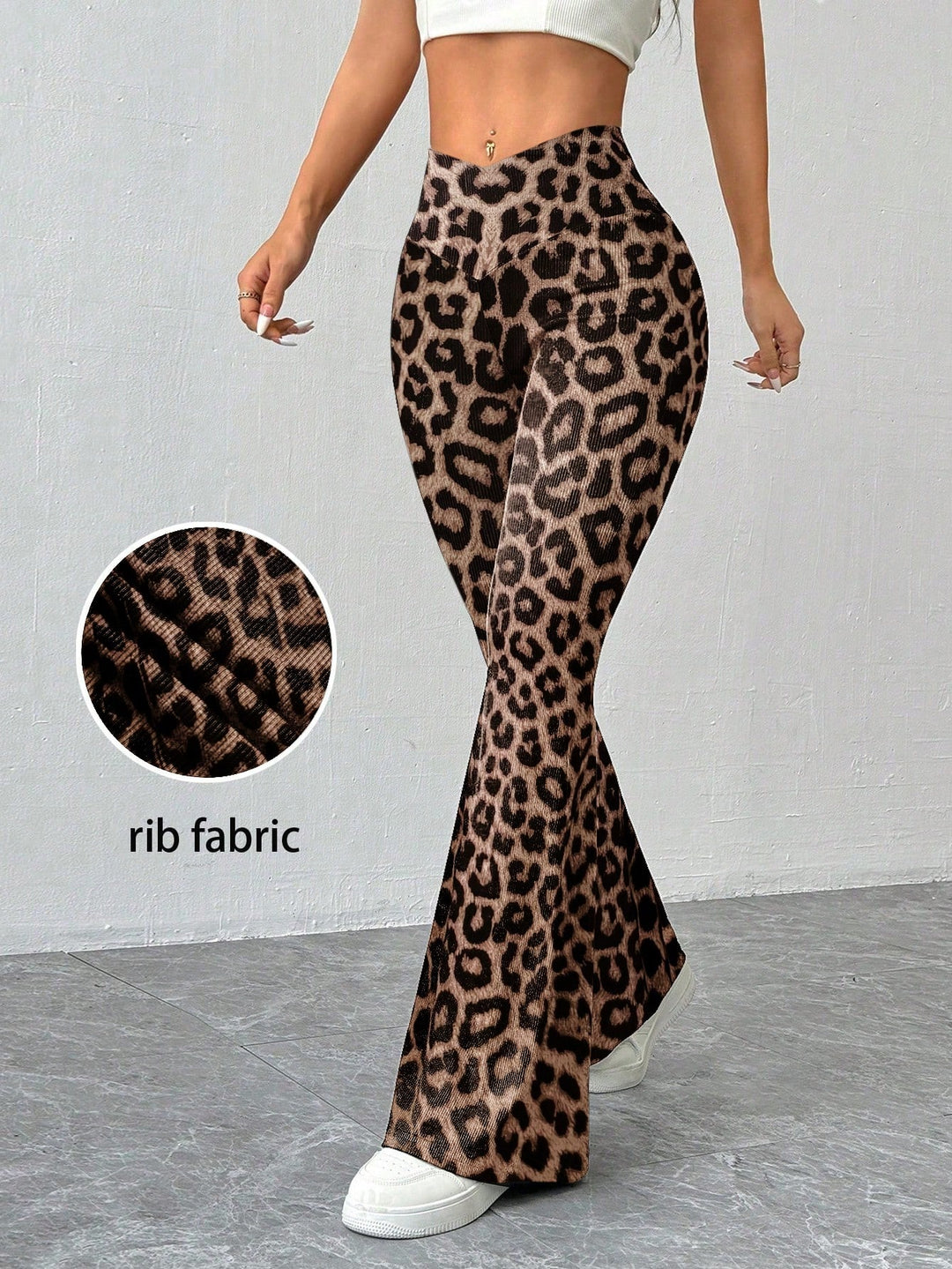 Pantaloni SHEIN, maro