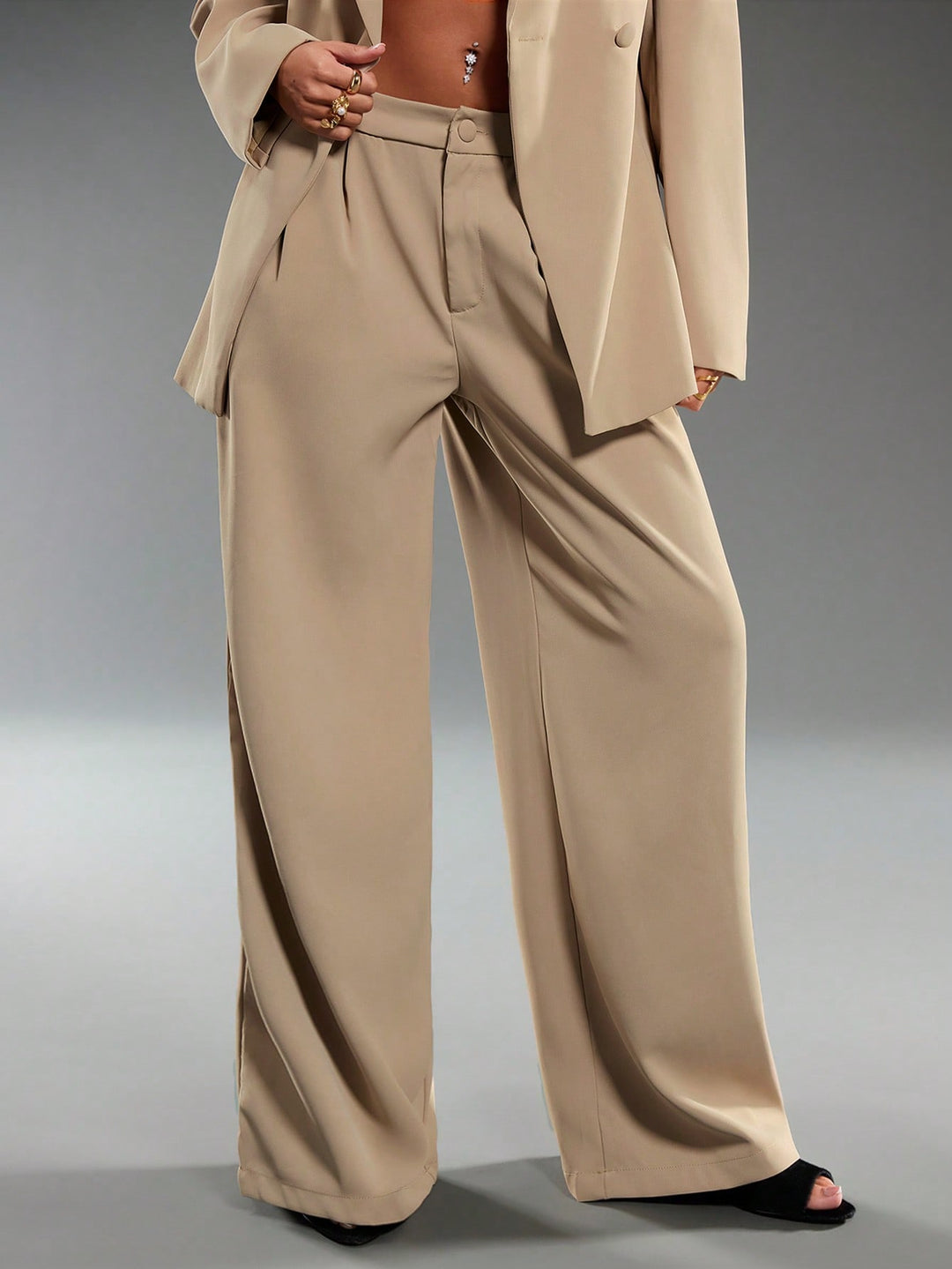 Costum SHEIN, kaki