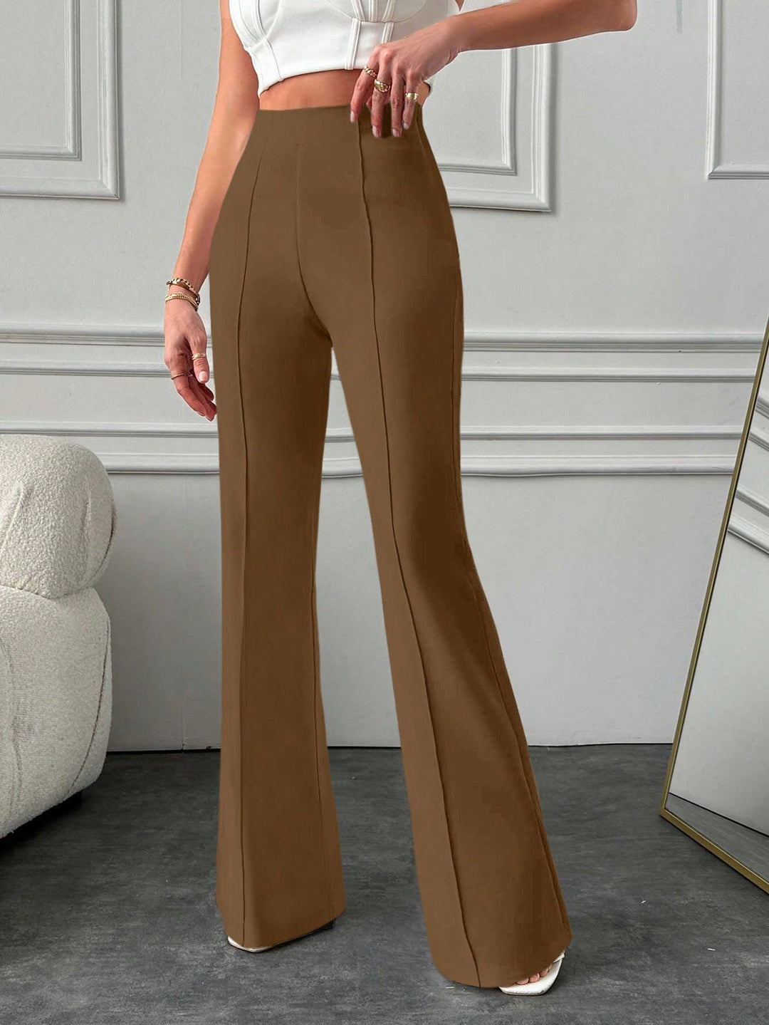 Pantaloni SHEIN, maro