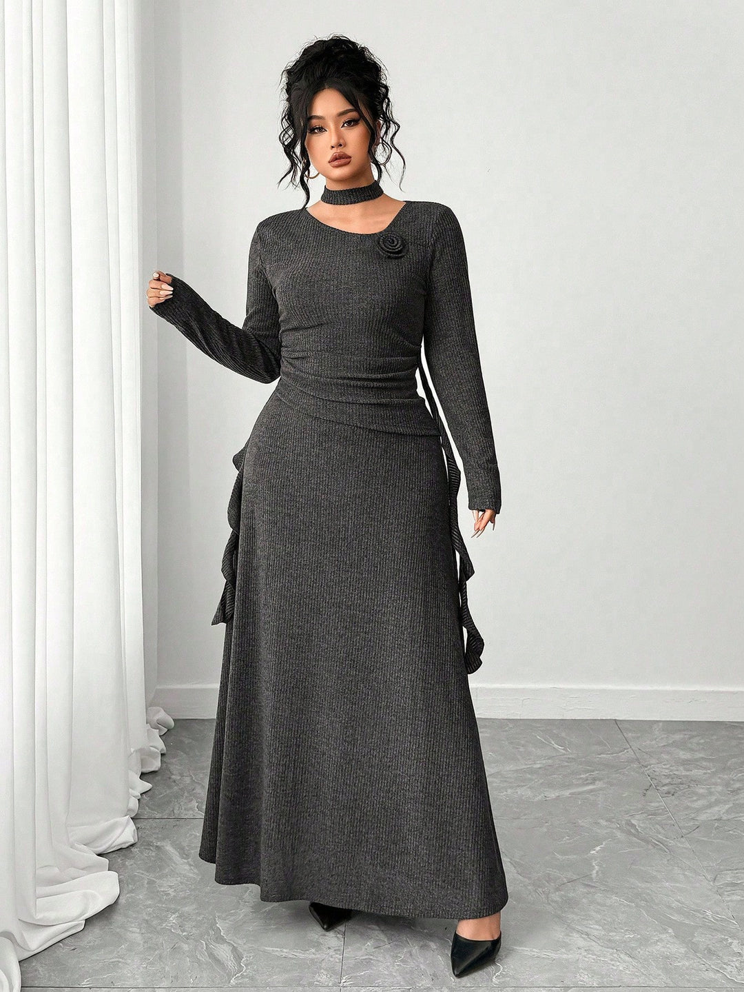 SHEIN együttes, szürke