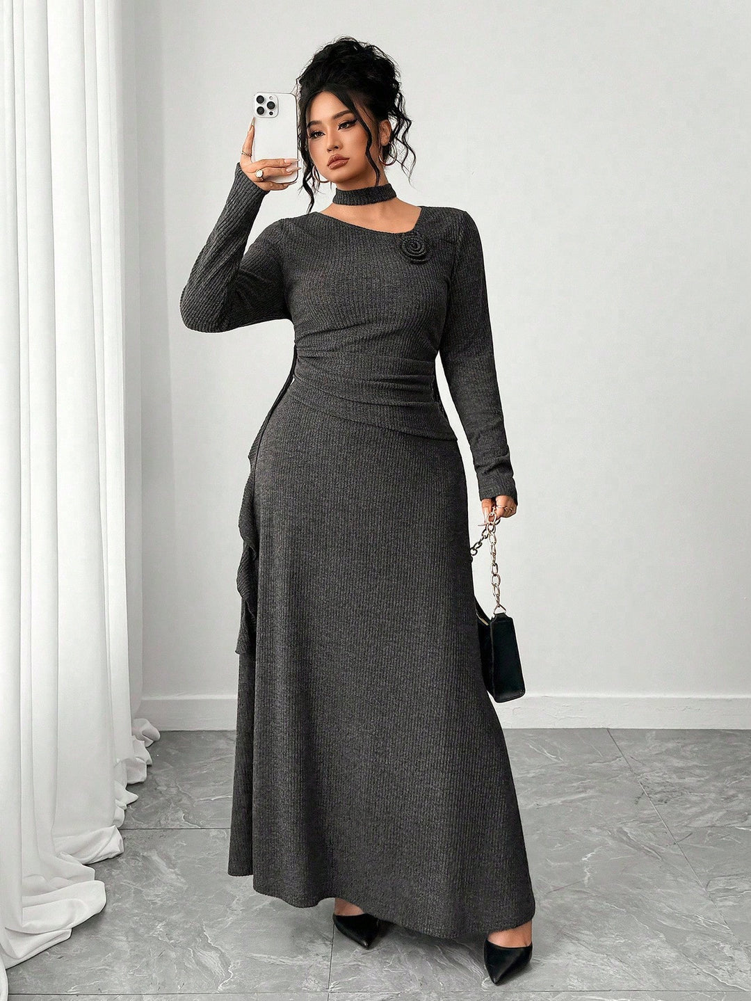 SHEIN együttes, szürke