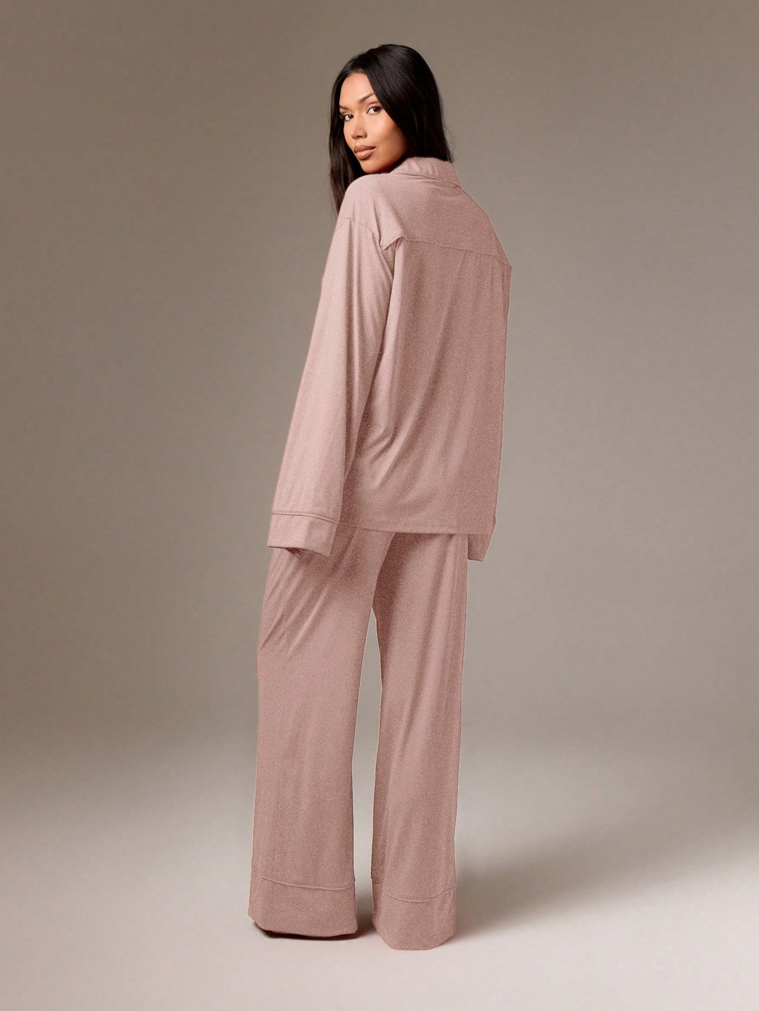 Pijama SHEIN, bej