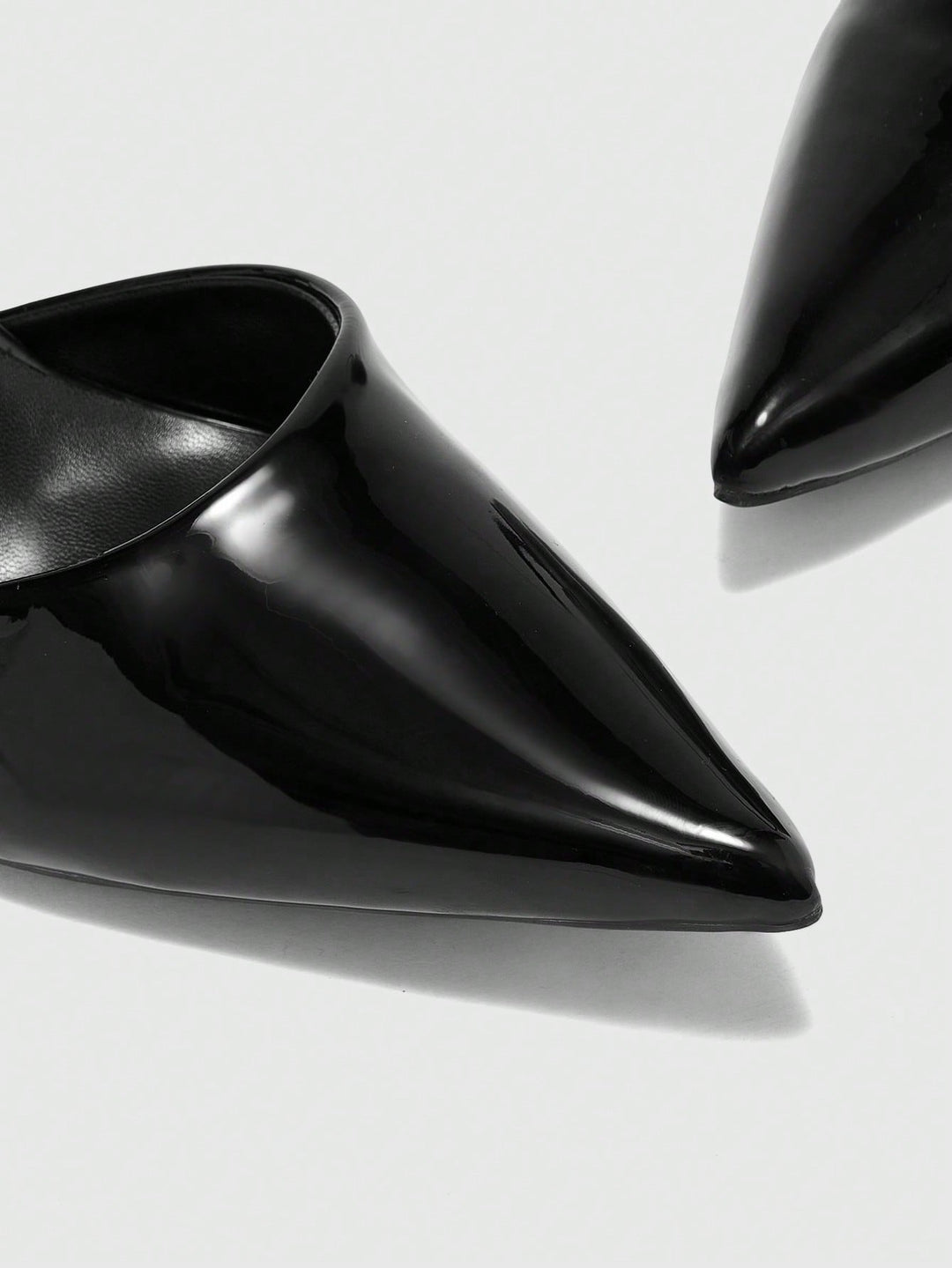 Pantofi cu toc SHEIN, negru
