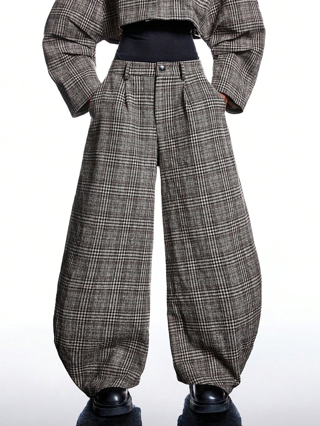 Pantaloni SHEIN, kaki