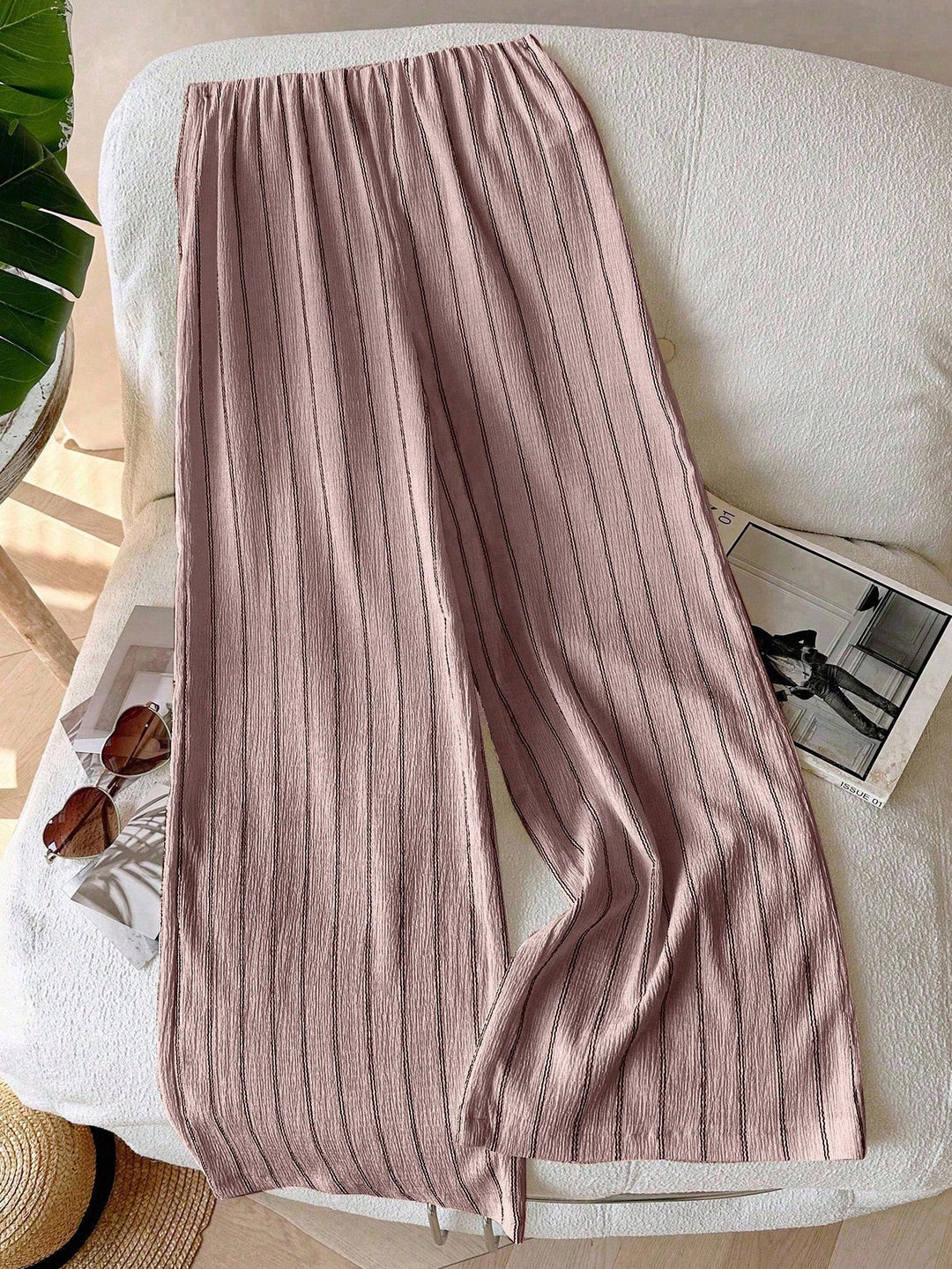 Pantaloni SHEIN, roz