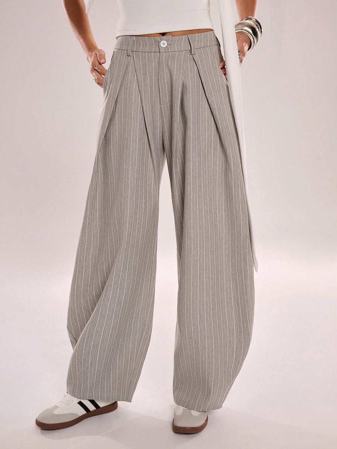 Pantaloni SHEIN, mix culori