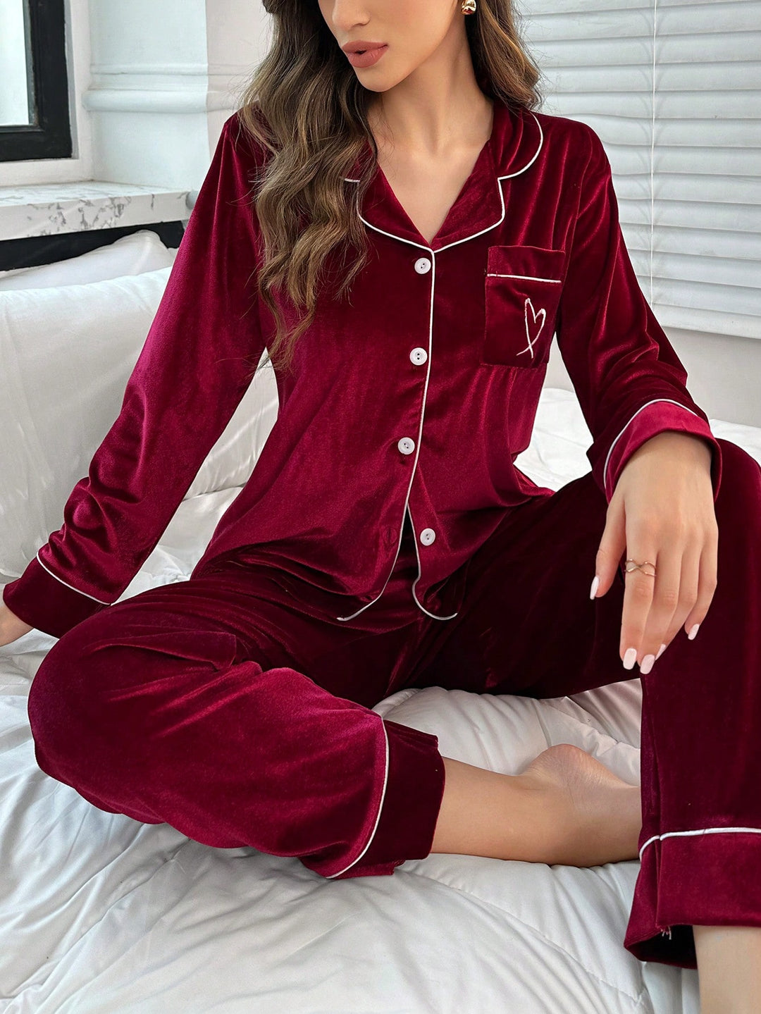 Pijama SHEIN, vișiniu