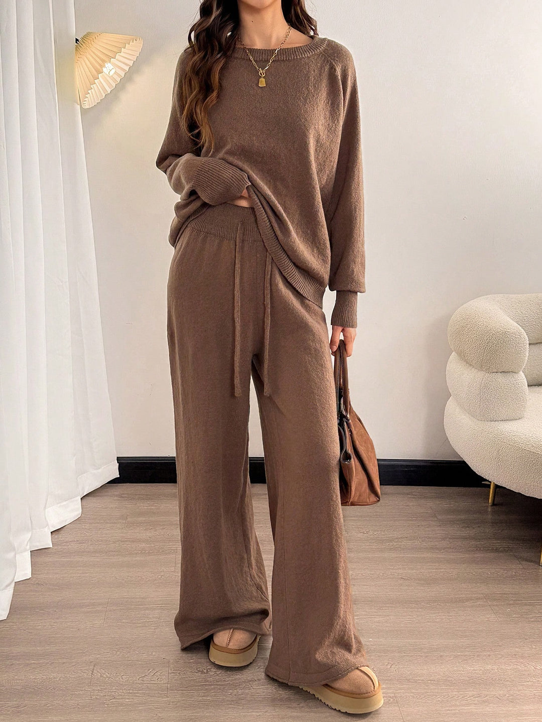 SHEIN együttes, bézs