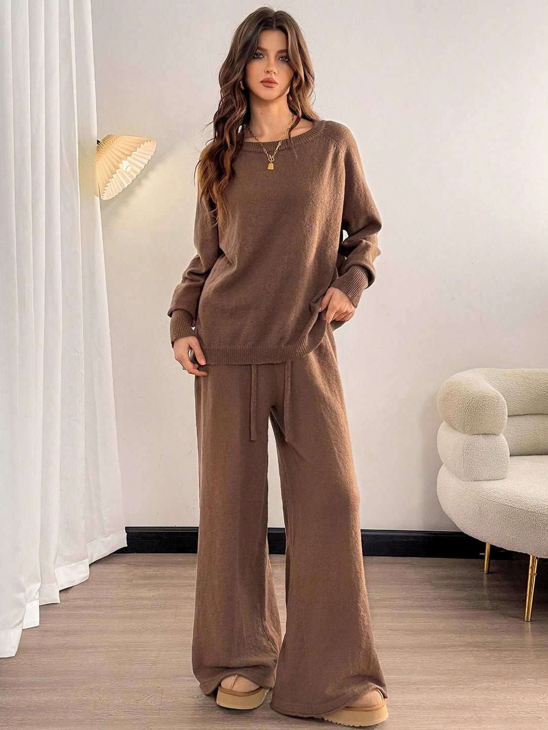 SHEIN együttes, bézs