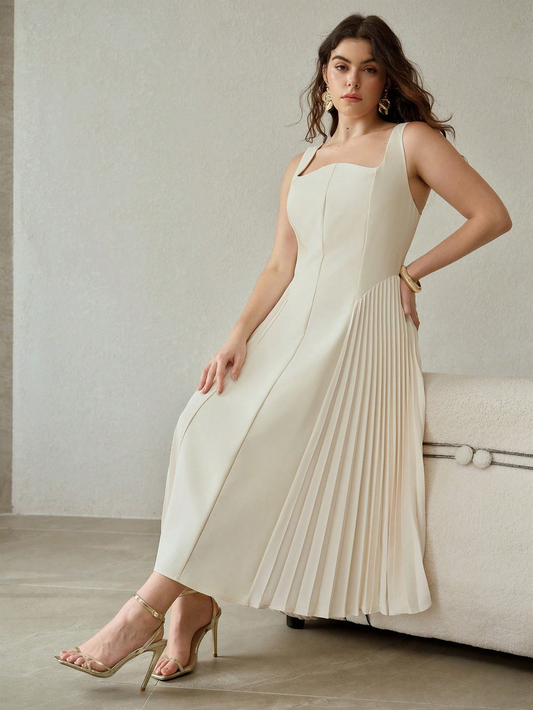 Rochie SHEIN, bej