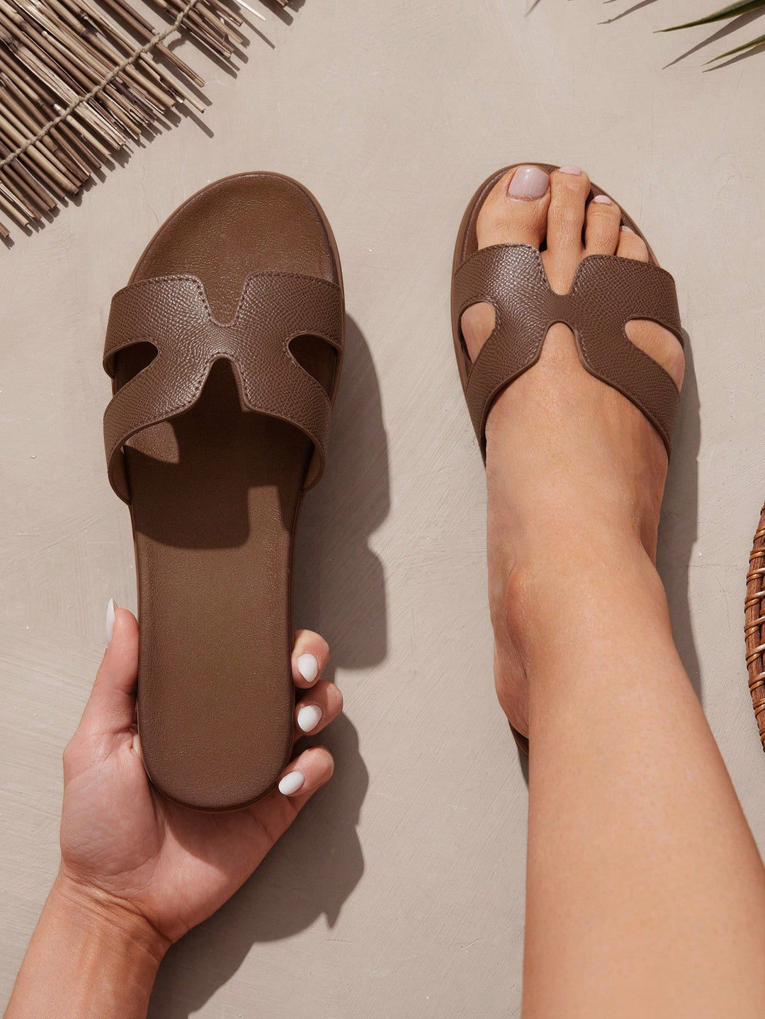 SHEIN szandál, khaki