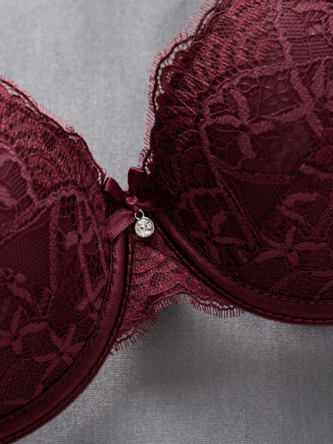 Set sutiene SHEIN, mix culori