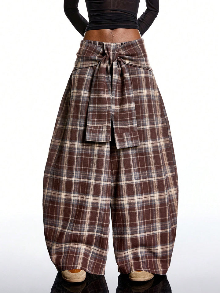 Pantaloni SHEIN, maro