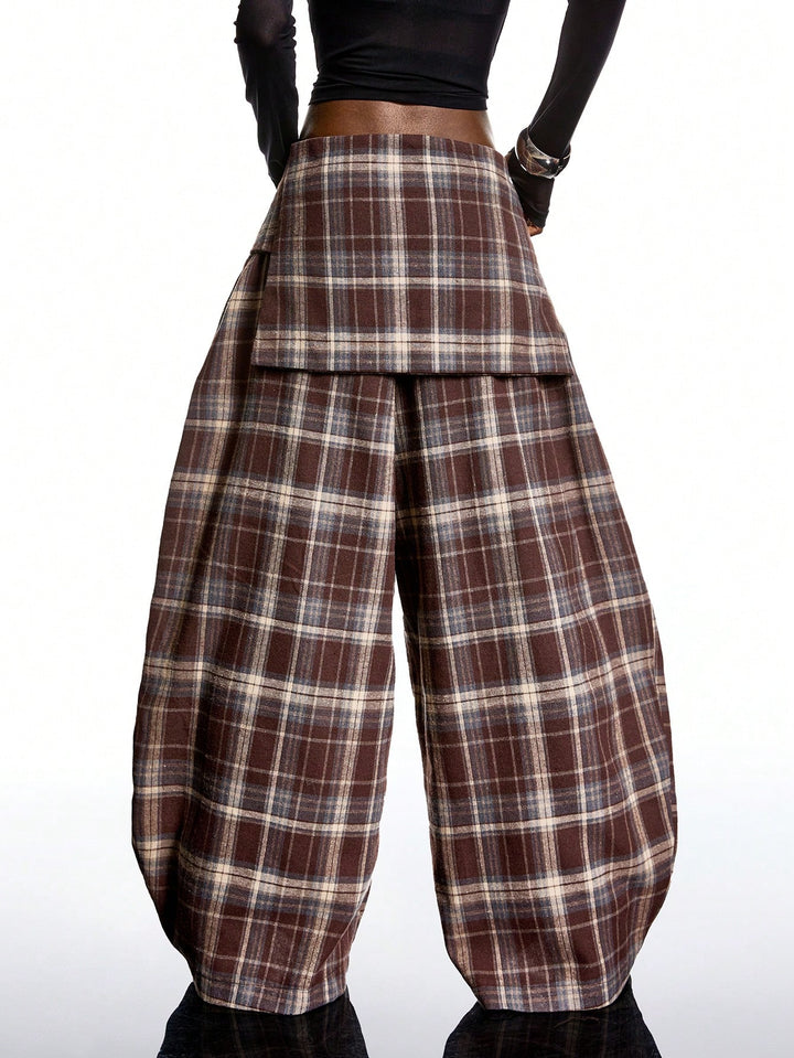 Pantaloni SHEIN, maro