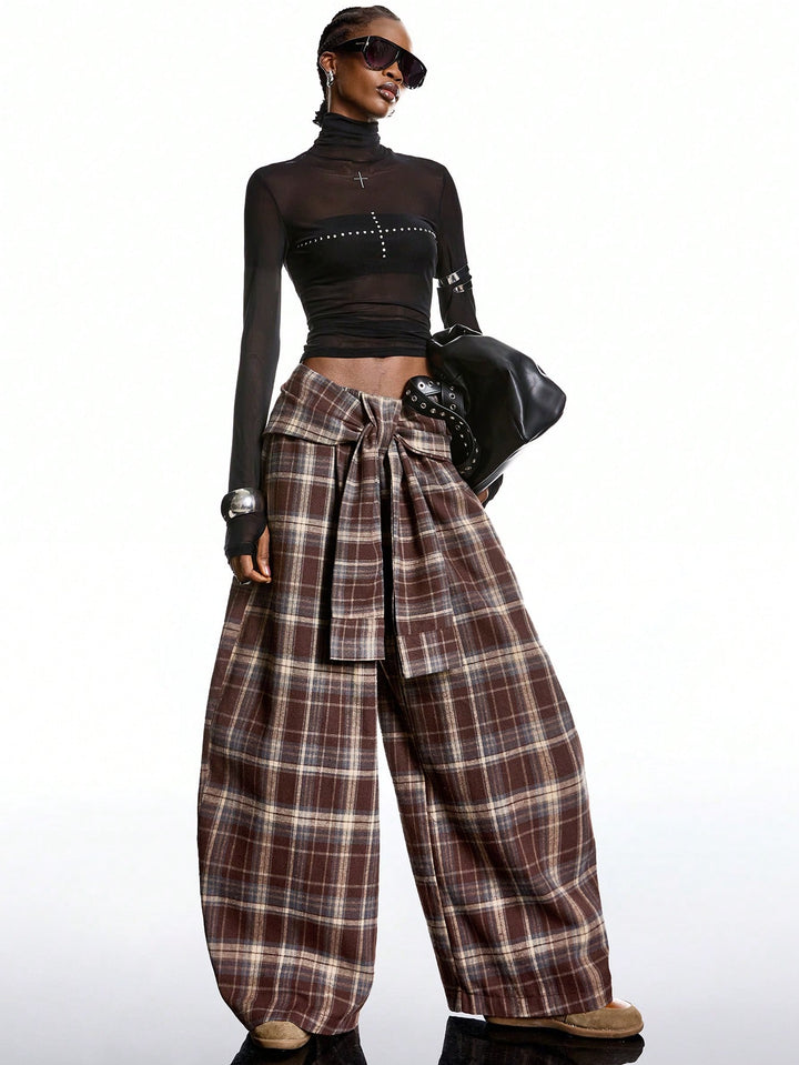 Pantaloni SHEIN, maro